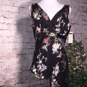 Gorgeous sleeveless Top